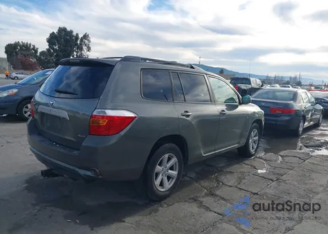 2010 Toyota Highlander Base V6 z USA, uszkodzony, nr VIN 5TDBK3EH0AS040399